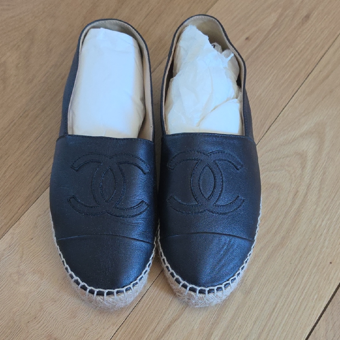 Chanel Black Leather Espadrille Slip-Ons With Cc Logo